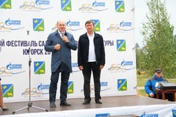 Генеральный директор ООО «Газпром трансгаз Югорск» Петр Созонов и глава Югорска Раис Салахов
