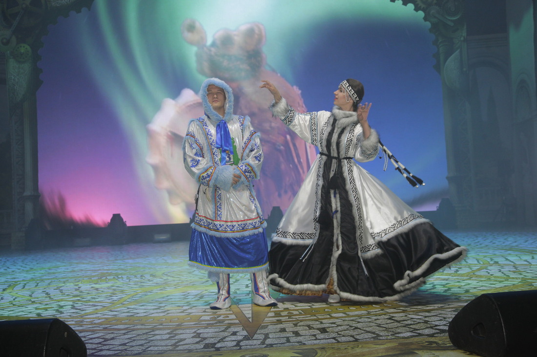 Дефиле национальных костюмов «Полярная ночь — полярный день», ООО «Газпром добыча Уренгой»
