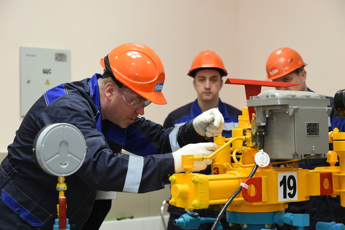 Машинист технологических компрессоров Газпром