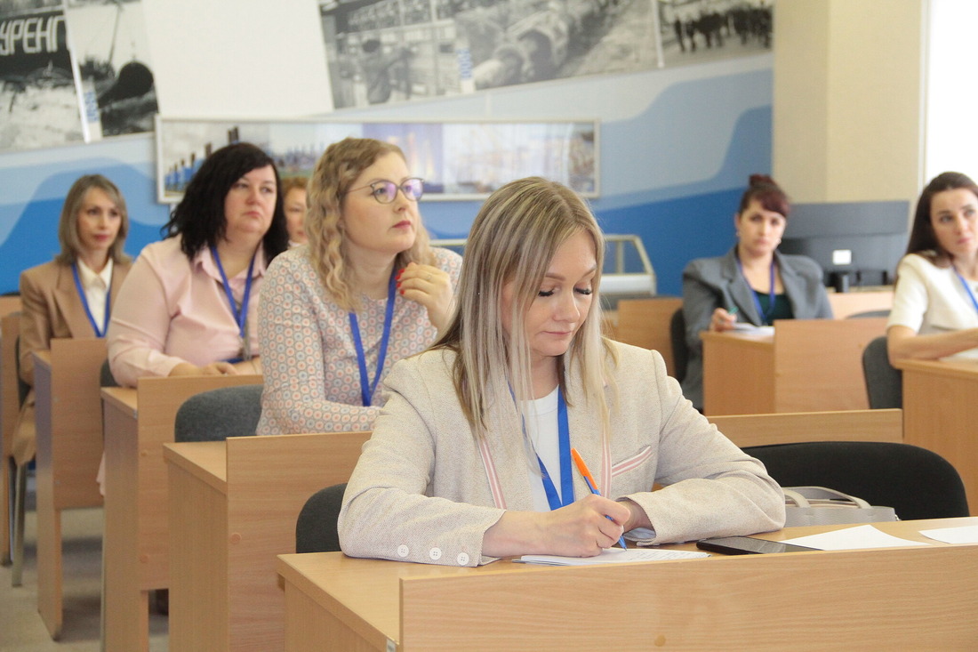 Знания локальных нормативных документов проверялись в ходе прохождения конкурсантками профессионального кейса и тестирования