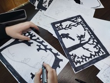 В создании теневых книг принимают участие воспитанники Центра «Касум ёх»