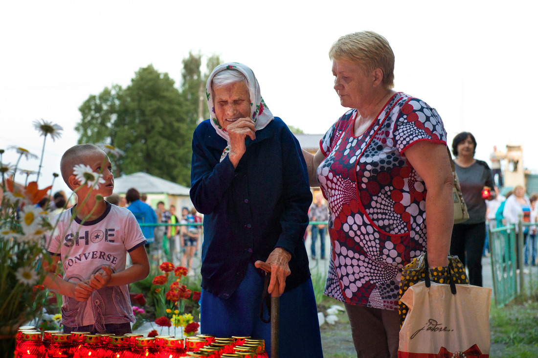 Возложение цветов