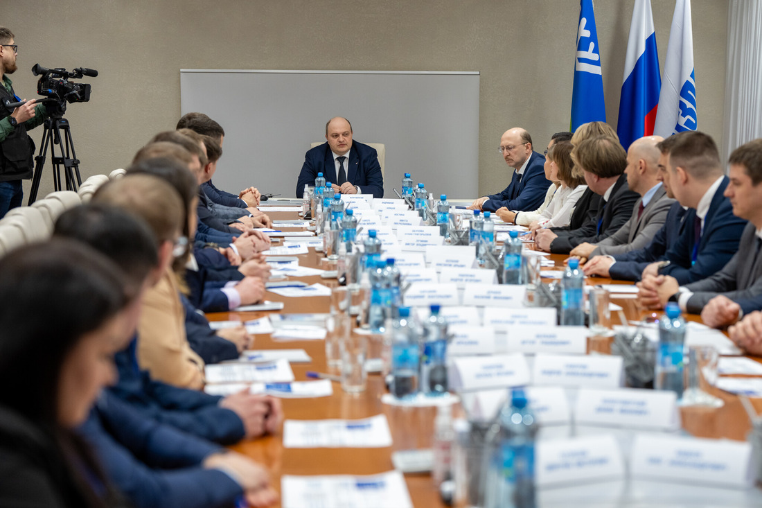 С напутственными словами к резервистам обратился генеральный директор Алексей Кшесинский 