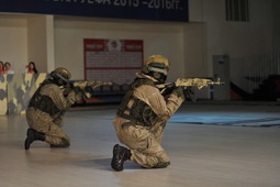 Показательные выступления воспитанников военно-патриотического клуба (г. Вятские Поляны)