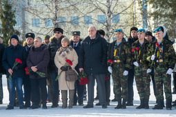 В Югорске прошла патриотическая акция "Достоинство! Сила! Отечество!"