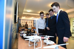Выставка детского инженерного творчества в Учебно-производственном центре ООО "Газпром трансгаз Югорск"