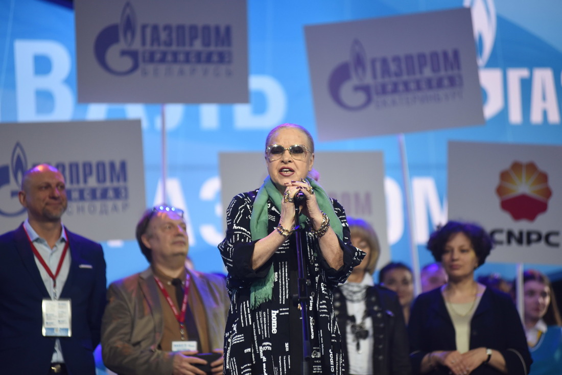 Председатель жюри фестиваля Александра Пермякова на церемонии открытия