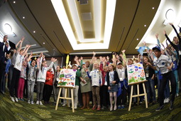 Участники конкурса детского рисунка «Юный художник»