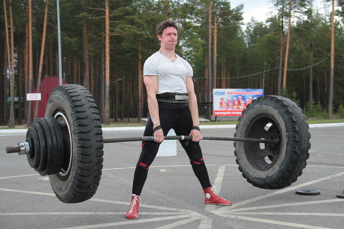 Конограй установил рекорд в становой тяге на максимальный вес в одном подъеме