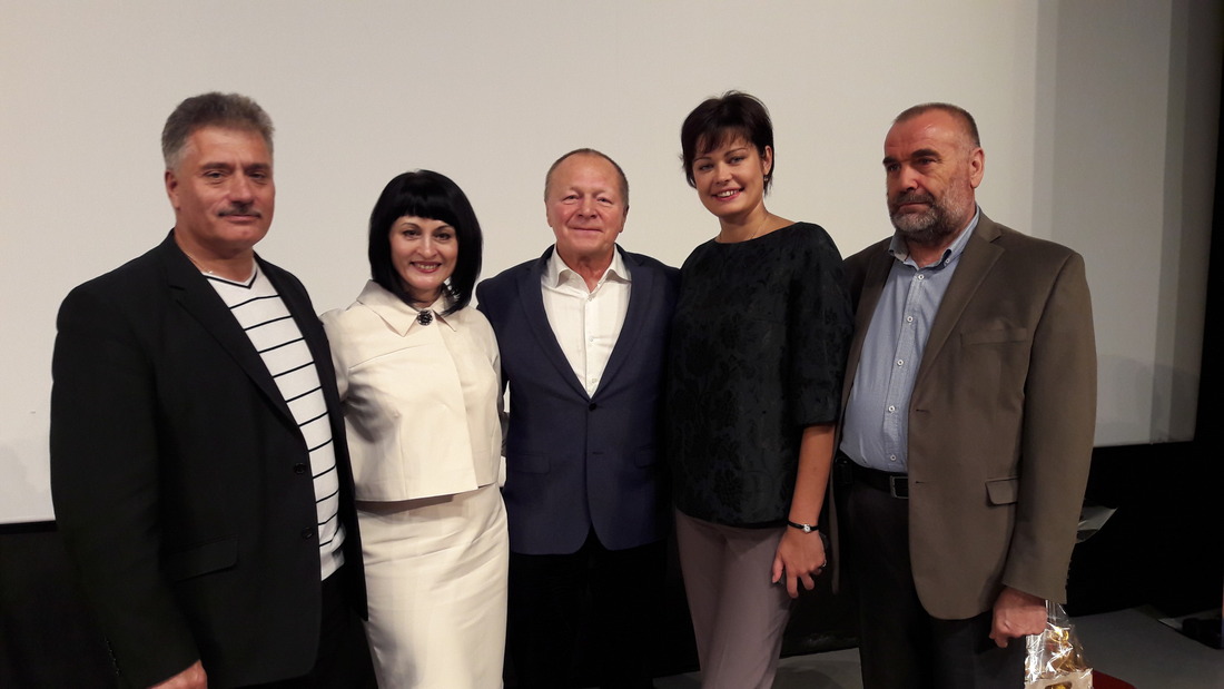 Слева направо: Олег Баргилевич, Анна Ревунова, Борис Галкин, Ксения Астапенко, Готлиб Миллер