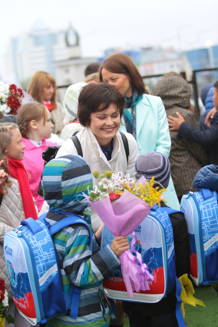 3000 первоклассников получили в подарок портфели от  сотрудников ООО «Газпром трансгаз Югорск»
